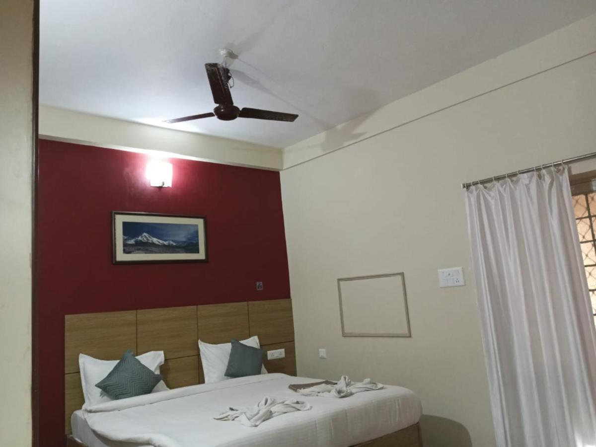 Chandan Resort Puri Ngoại thất bức ảnh